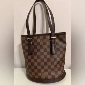 ❗️SOLD❗️Vintage Lv bucket bag